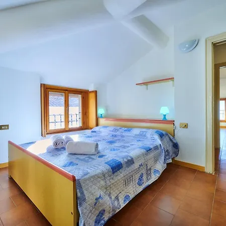 Romantic House *
