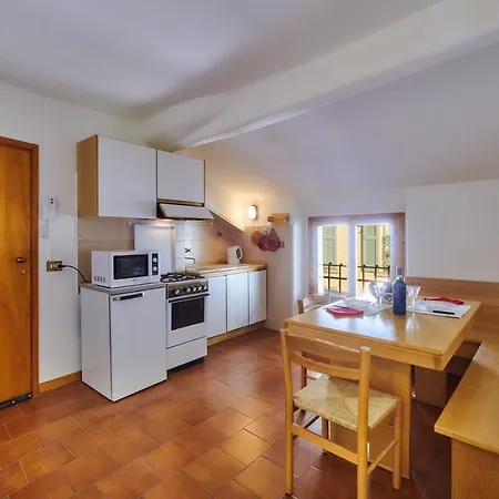 Romantic House Apartment